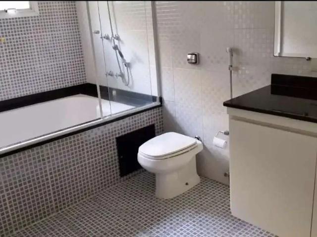 Casa / Sobrado para Locação em São Paulo/SP Jardim Marajoara 4 Quartos