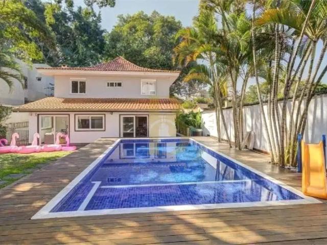 Casa / Sobrado para Locação em São Paulo/SP Jardim Marajoara 4 Quartos