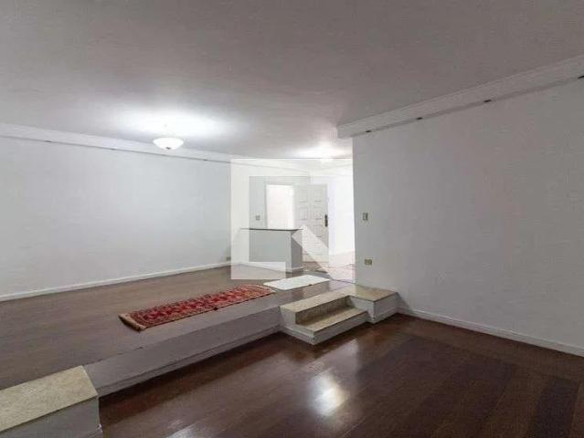 Casa / Sobrado para Locação em São Paulo/SP Jardim Marajoara 4 Quartos