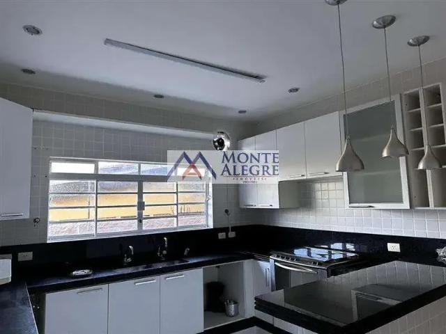 Casa / Sobrado para Locação em São Paulo/SP Jardim Marajoara 5 Quartos