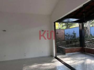 Casa / Sobrado para Locação em São Paulo/SP Jardim Marajoara 5 Quartos