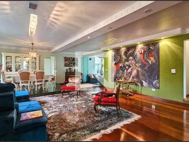 Casa / Sobrado para Locação em São Paulo/SP Jardim Marajoara 6 Quartos