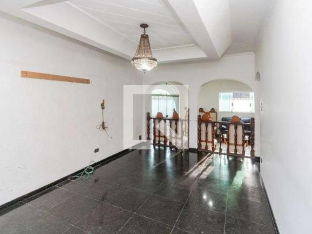 Casa / Sobrado para Locação em São Paulo/SP Jardim Marajoara 3 Quartos