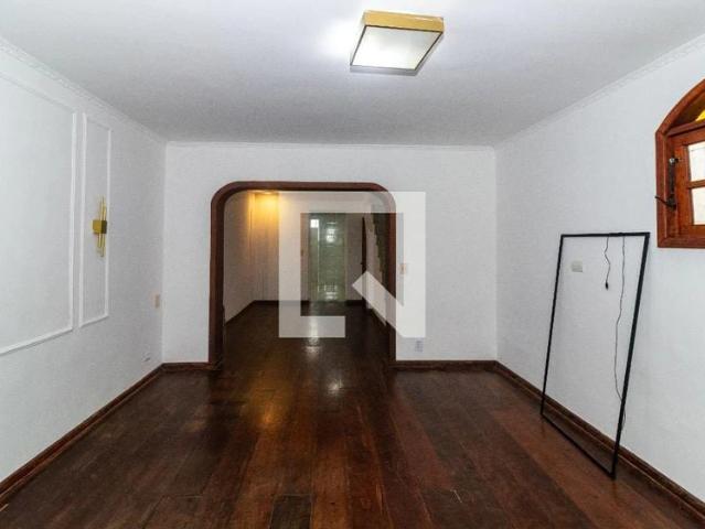 Casa / Sobrado para Locação em São Paulo/SP Jardim Marajoara 3 Quartos