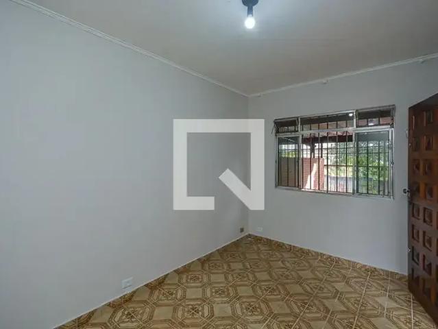 Casa / Sobrado para Locação em São Paulo/SP Jardim Maria Rita 3 Quartos