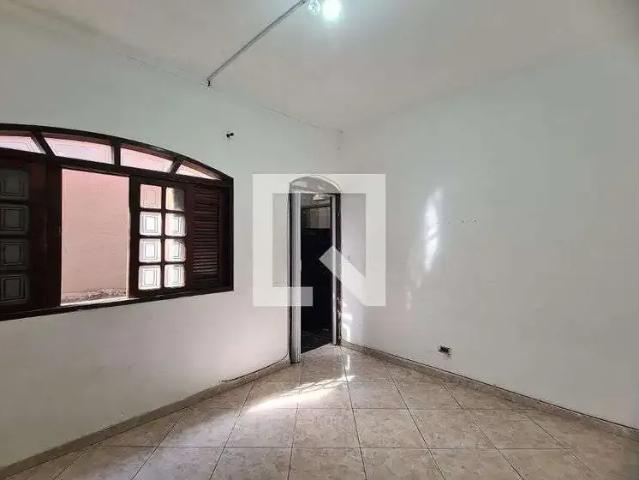 Casa / Sobrado para Locação em São Paulo/SP Jardim Marília 2 Quartos