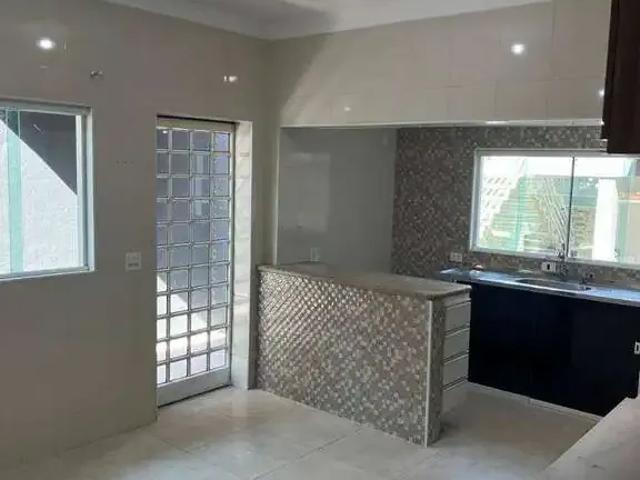 Casa / Sobrado para Locação em São Paulo/SP Jardim Maringa 3 Quartos