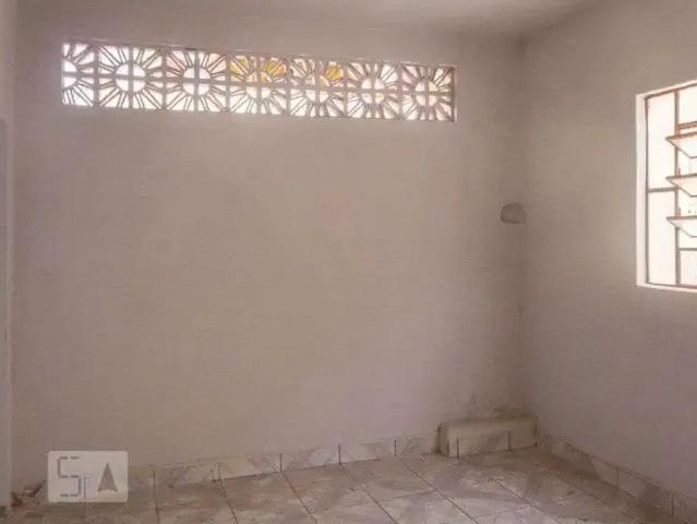 Casa / Sobrado para Locação em São Paulo/SP Jardim Miriam 6 Quartos