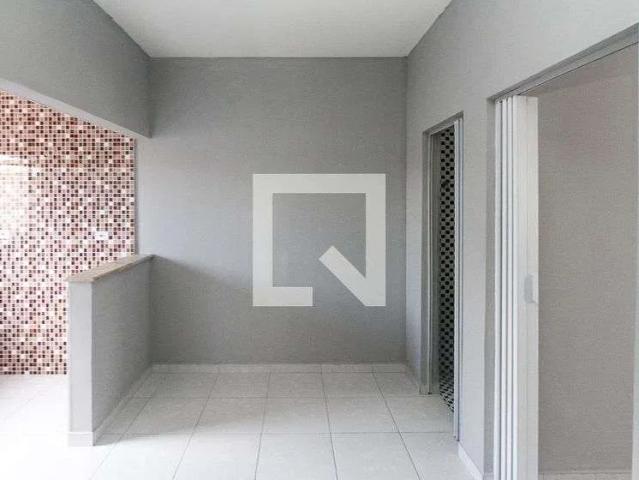 Casa / Sobrado para Locação em São Paulo/SP Jardim Nove de Julho 1 Quartos