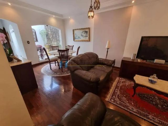 Casa / Sobrado para Locação em São Paulo/SP Jardim Avelino 3 Quartos