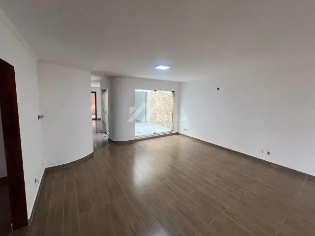 Casa / Sobrado para Locação em São Paulo/SP Jardim Avelino 4 Quartos