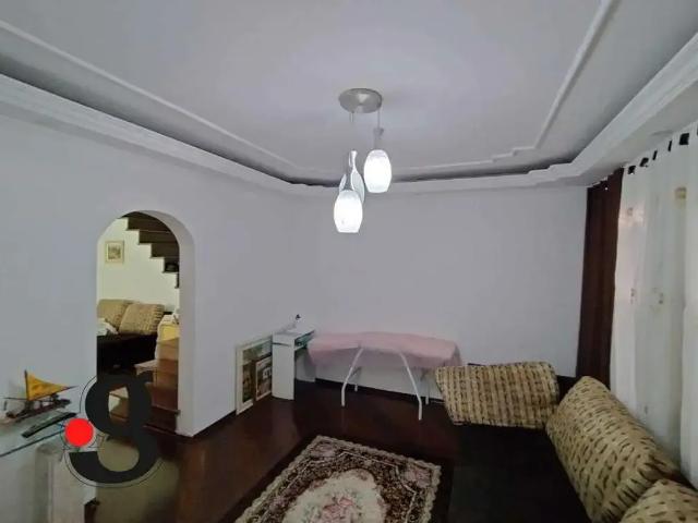 Casa / Sobrado para Locação em São Paulo/SP Jardim Alto Pedroso 3 Quartos