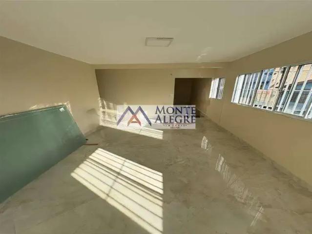 Casa / Sobrado para Locação em São Paulo/SP Jardim Alzira 3 Quartos