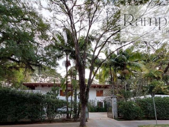 Casa / Sobrado para Locação em São Paulo/SP Jardim América 4 Quartos