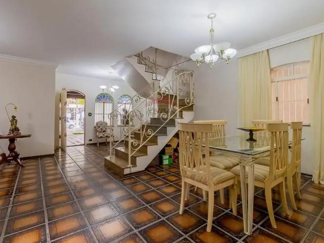 Casa / Sobrado para Locação em São Paulo/SP Jardim Anália Franco 5 Quartos