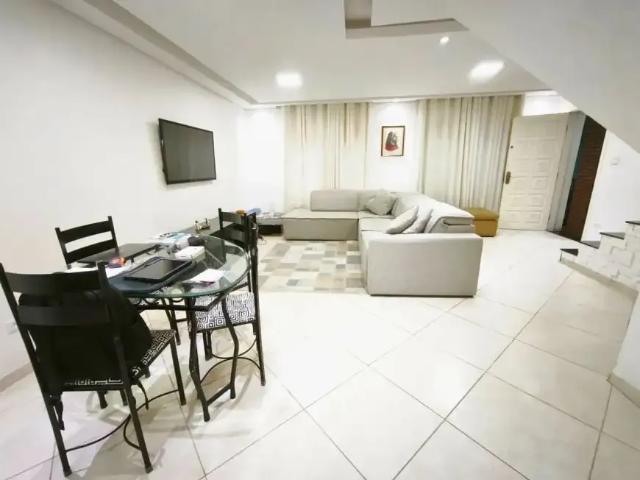 Casa / Sobrado para Locação em São Paulo/SP Jardim Carlu 3 Quartos