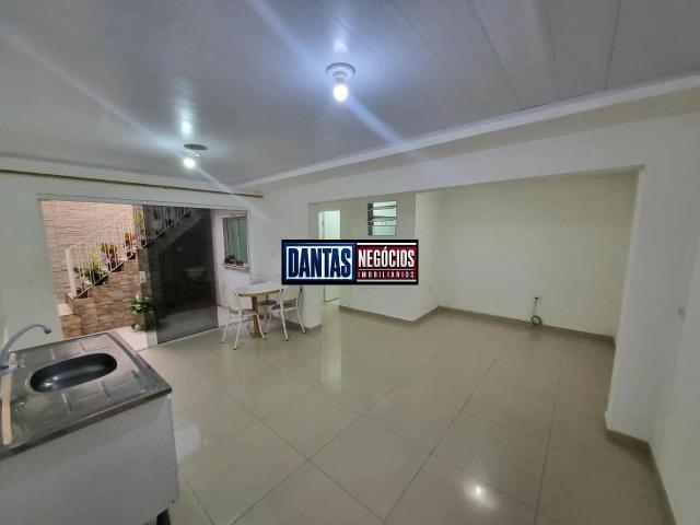 Casa / Sobrado para Locação em São Paulo/SP Jardim Cliper 2 Quartos