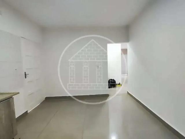 Casa / Sobrado para Locação em São Paulo/SP Jardim Cliper 3 Quartos