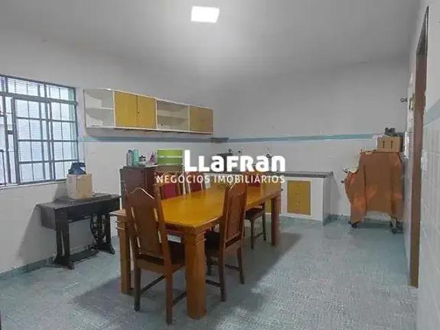 Casa / Sobrado para Locação em São Paulo/SP Jardim Colombo 3 Quartos