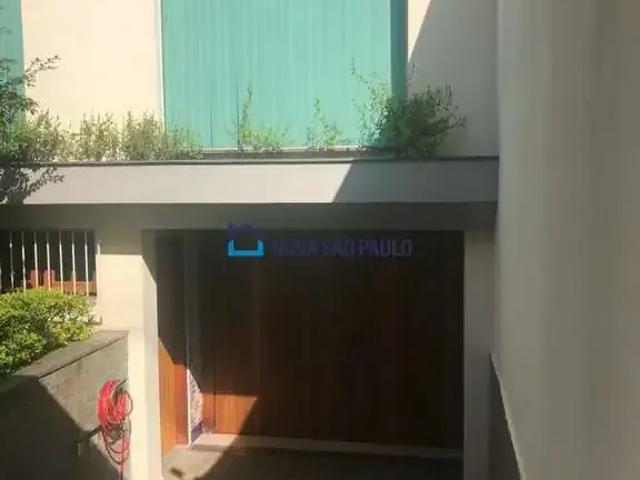 Casa / Sobrado para Locação em São Paulo/SP Jardim da Glória 3 Quartos