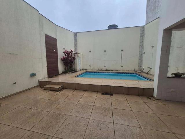 Casa / Sobrado para Locação em São Paulo/SP Jardim da Glória 3 Quartos