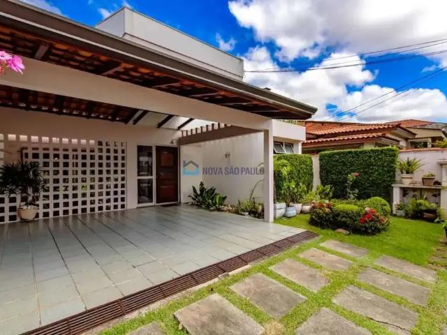 Casa / Sobrado para Locação em São Paulo/SP Jardim da Saude 4 Quartos