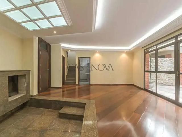 Casa / Sobrado para Locação em São Paulo/SP Jardim da Saude