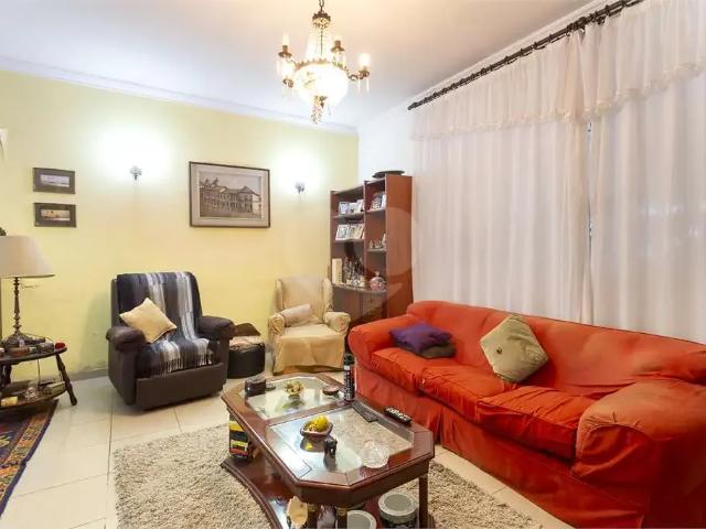 Casa / Sobrado para Locação em São Paulo/SP Jardim das Acacias 3 Quartos