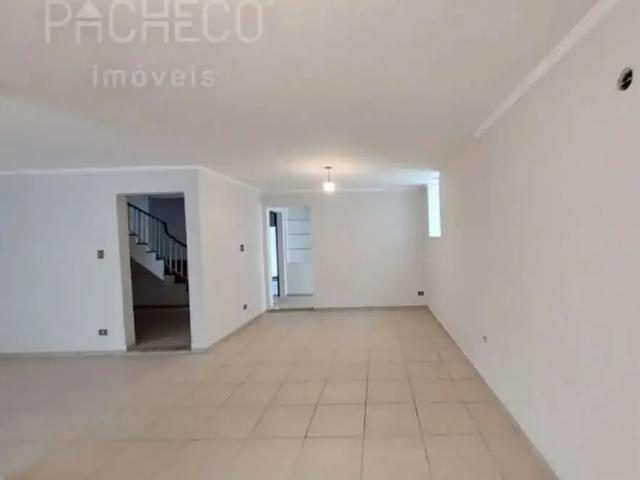 Casa / Sobrado para Locação em São Paulo/SP Jardim das Bandeiras 3 Quartos