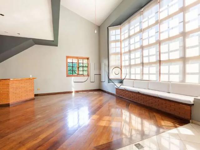 Casa / Sobrado para Locação em São Paulo/SP Jardim das Bandeiras 4 Quartos