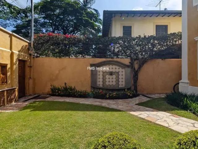 Casa / Sobrado para Locação em São Paulo/SP Jardim Europa 3 Quartos
