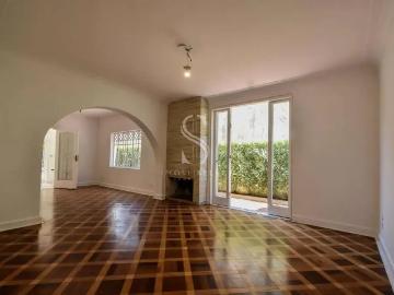 Casa / Sobrado para Locação em São Paulo/SP Jardim Europa 3 Quartos