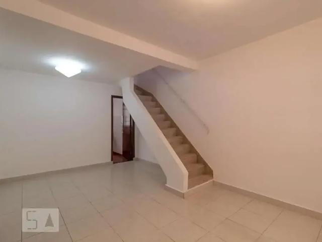 Casa / Sobrado para Locação em São Paulo/SP Jardim Ester Yolanda 2 Quartos