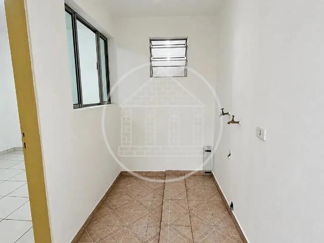 Casa / Sobrado para Locação em São Paulo/SP Jardim Guanhembu 2 Quartos