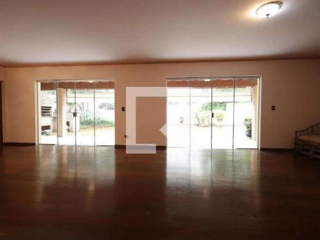 Casa / Sobrado para Locação em São Paulo/SP Jardim Guedala 4 Quartos
