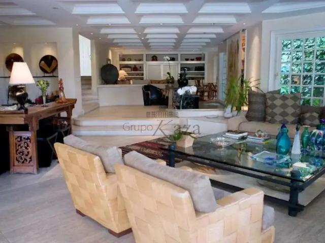 Casa / Sobrado para Locação em São Paulo/SP Jardim Guedala 4 Quartos