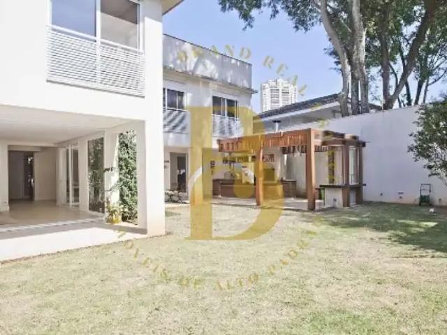 Casa / Sobrado para Locação em São Paulo/SP Jardim Guedala 4 Quartos