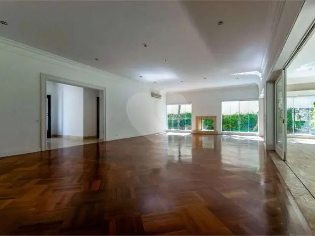 Casa / Sobrado para Locação em São Paulo/SP Jardim Guedala 4 Quartos
