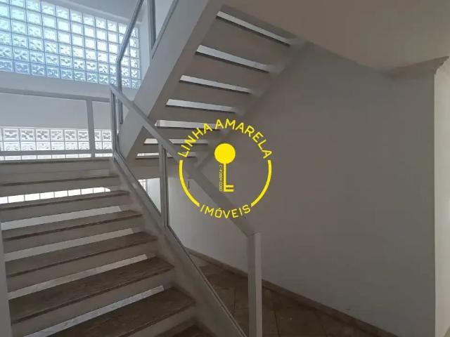 Casa / Sobrado para Locação em São Paulo/SP Jardim Guedala 5 Quartos