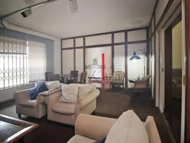 Casa / Sobrado para Locação em São Paulo/SP Jardim Guedala 5 Quartos