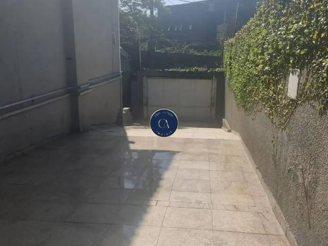 Casa / Sobrado para Locação em São Paulo/SP Jardim Guedala 5 Quartos