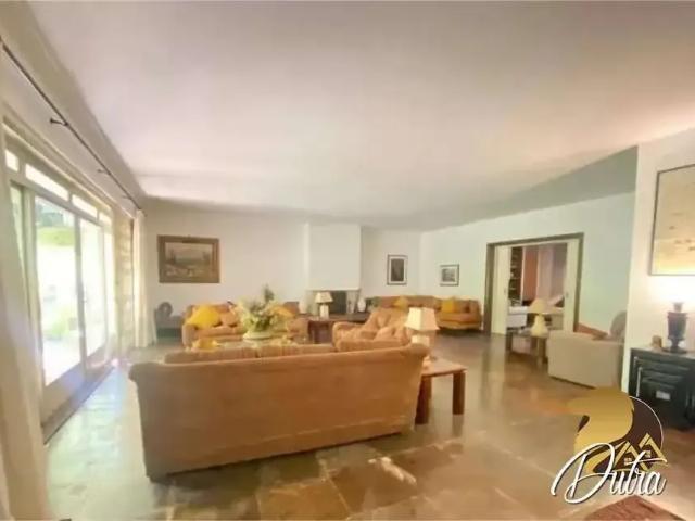 Casa / Sobrado para Locação em São Paulo/SP Jardim Guedala 5 Quartos