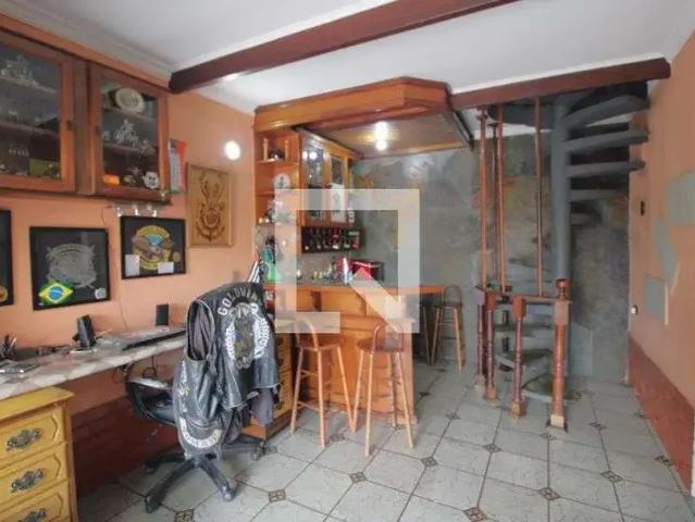 Casa / Sobrado para Locação em São Paulo/SP Jardim Ipanema 3 Quartos