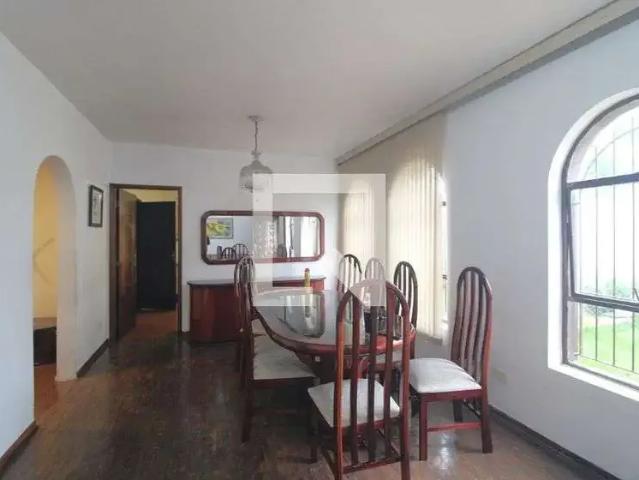 Casa / Sobrado para Locação em São Paulo/SP Jardim Ipanema 4 Quartos