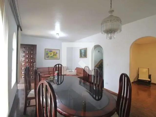 Casa / Sobrado para Locação em São Paulo/SP Jardim Ipanema 4 Quartos
