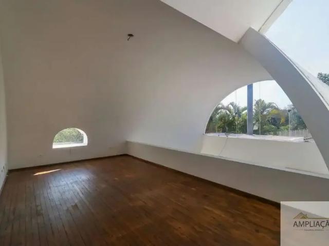 Casa / Sobrado para Locação em São Paulo/SP Jardim Leonor 6 Quartos