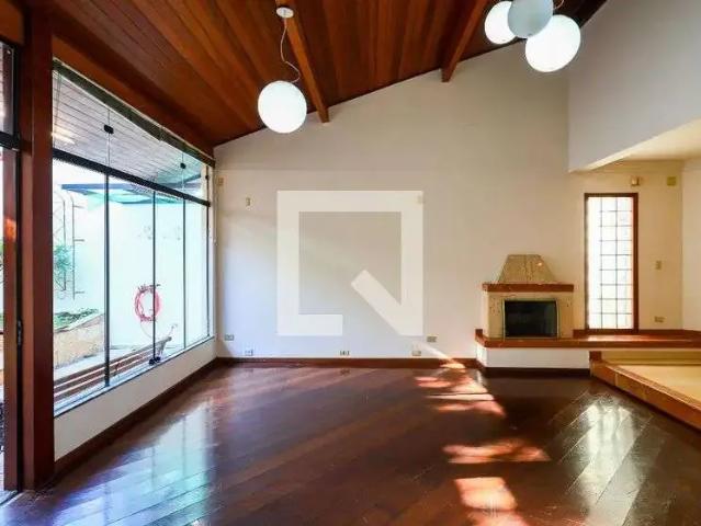 Casa / Sobrado para Locação em São Paulo/SP Jardim Londrina 3 Quartos