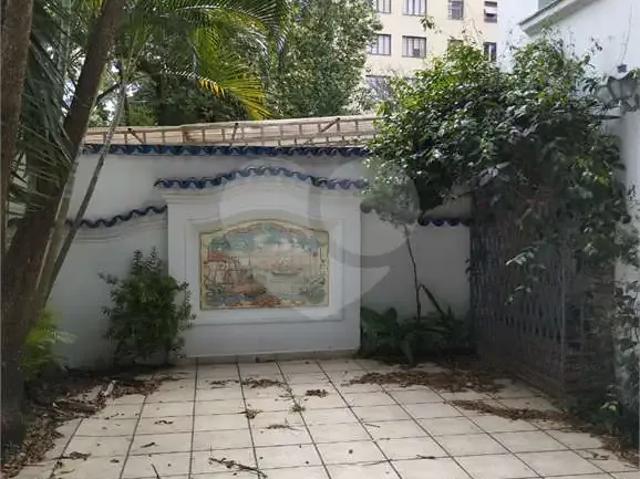 Casa / Sobrado para Locação em São Paulo/SP Jardim Paulista 3 Quartos