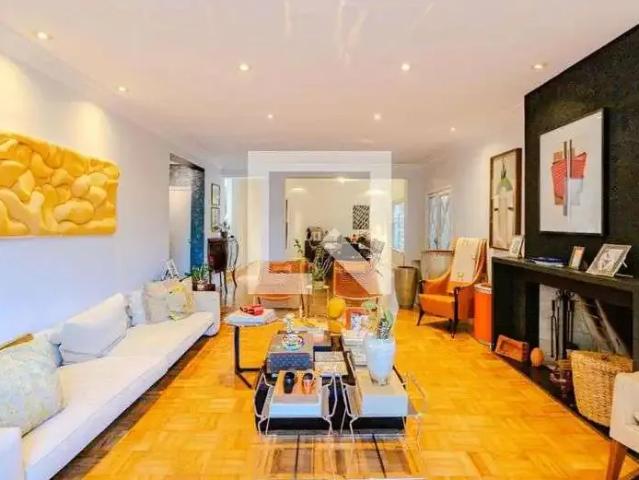 Casa / Sobrado para Locação em São Paulo/SP Jardim Paulista 4 Quartos