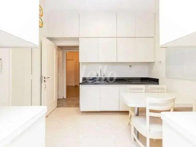 Casa / Sobrado para Locação em São Paulo/SP Jardim Paulista 4 Quartos
